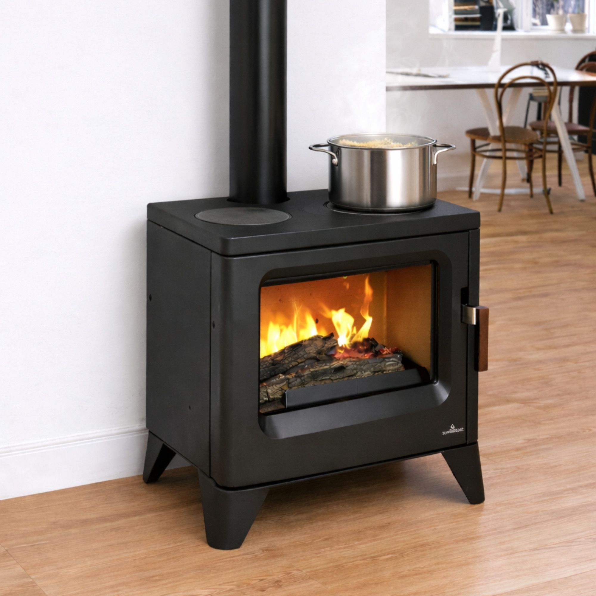 Poêle à bois raccordable avec plaques de cuisson - BRONPI Orly-C 6 kW